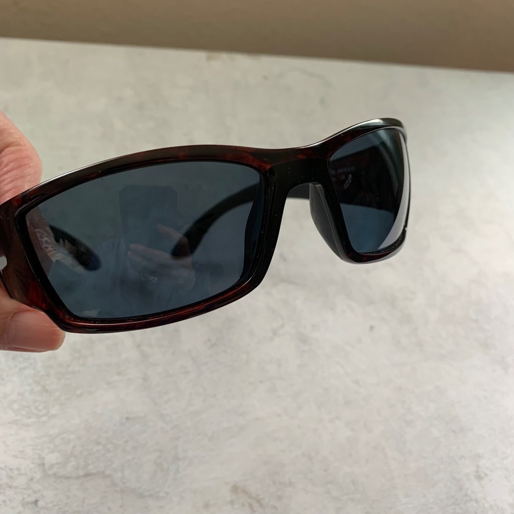 Costa Del Mar Corbina CB10 Polarized Sunglasses Brown Frame Gray Lens 580P Men's - Picture 14 of 16